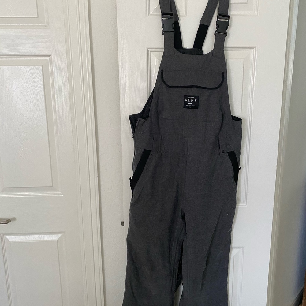 Neff ski pants overalls size men’s small